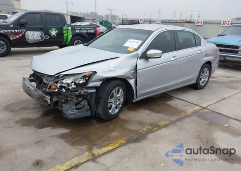 2011 Honda Accord 2.4 Lx-P z USA, uszkodzony, nr VIN 1HGCP2F40BA073396